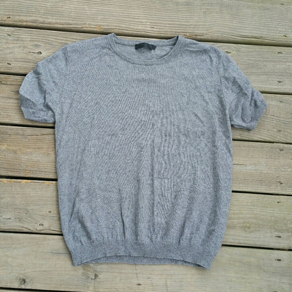 💜Vogue short sleeve gray sweater silk cashmere